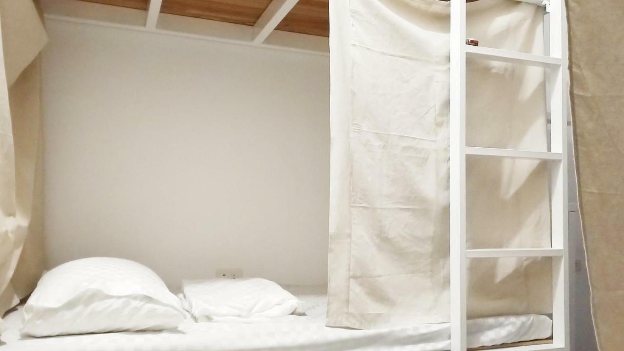 Cong Sen Backpackers Hostel T'ai-tung Kültér fotó
